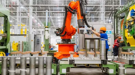 "L'obiettivo è di 100.000 al mese": negli Stati Uniti sarà aperto un nuovo stabilimento per la produzione di proiettili da 155 mm per l'Ucraina