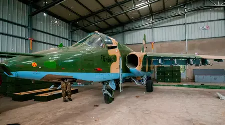 I ribelli della RD Congo si impossessano di carri armati e Su-25