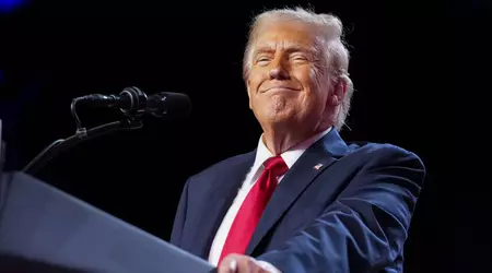 Trump cancella gli ordini esecutivi di Biden sull'intelligenza artificiale 