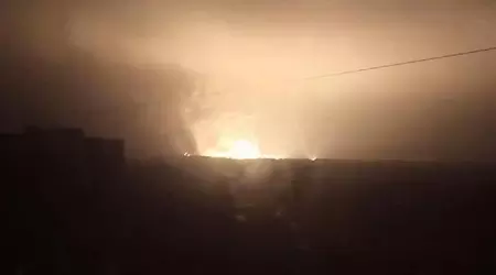 Cala la notte, HIMARS si sveglia: una serie di esplosioni tuonano nella Lugansk occupata