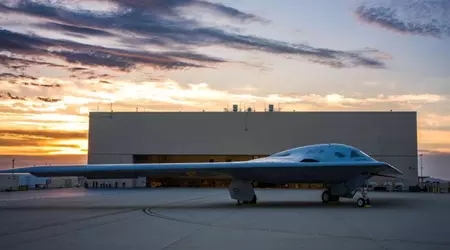 Northrop Grumman prevede di assegnare il suo primo contratto per la produzione di bombardieri nucleari B-21 Raider entro la fine del 2023.