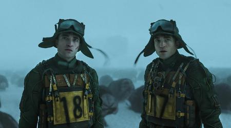 "Divertente, violento e toccante": i primi spettatori sono soddisfatti di Mickey 17 con Robert Pattinson