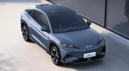 Il concorrente della Tesla Model Y: BYD ha presentato la Sea Lion 07 con un'autonomia fino a 610 chilometri e un prezzo a partire da 26.000 dollari.