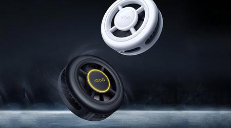 iQOO ha presentato un radiatore per gadget con illuminazione RGB e supporto magnetico