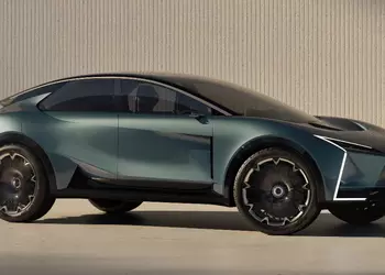 Lexus ha introdotto la nuova LS ...