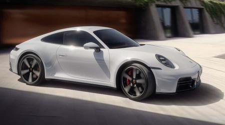 La Porsche 911 Carrera S 2025 è più potente, ma ha perso il cambio manuale
