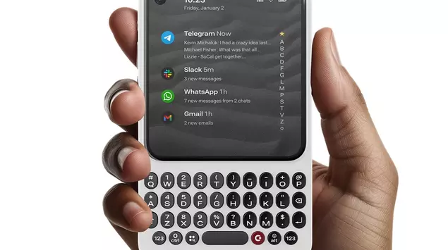 Presentato Clicks Communicator — un'altra reincarnazione ...