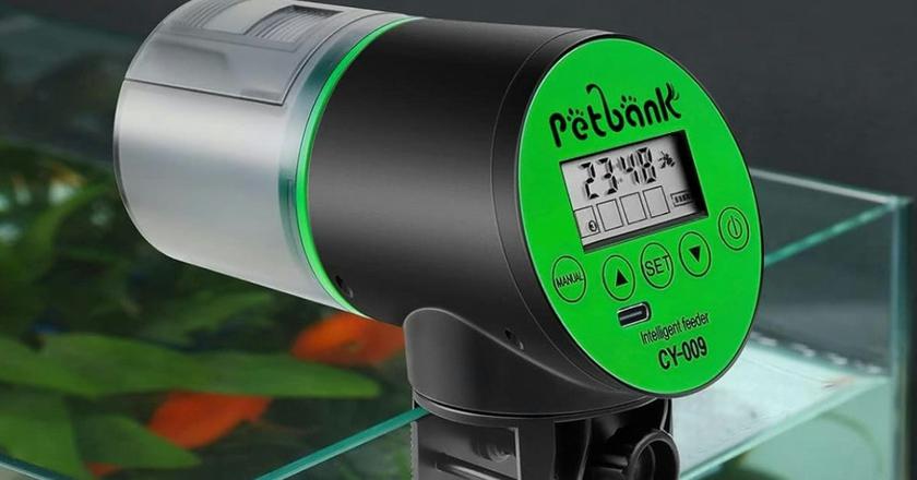 distributore automatico acquario FISHNOSH