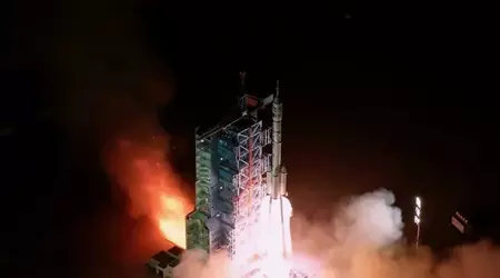 La Cina ha inviato la missione Shenzhou-21 con a bordo l'astronauta più giovane alla stazione 'Tiangong'