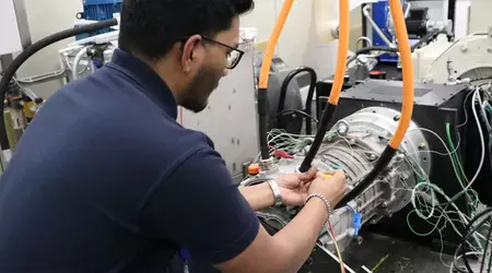 Ridurre la dipendenza dalla Cina: Ricardo ha creato un motore elettrico senza metalli di terre rare e rame