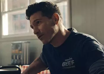 Jon Bernthal, interprete del Punitore, si ...