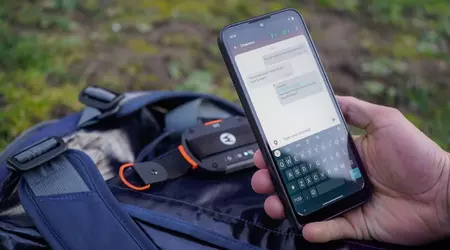 Motorola Defy Satellite Link: il gadget compatto da 100 dollari che aggiunge la connettività satellitare a qualsiasi smartphone