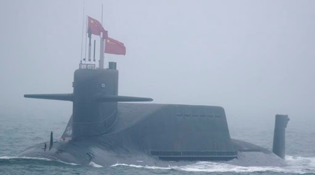 Sottomarino nucleare con missili balistici intercontinentali, nuova portaerei, cacciatorpediniere e fregate - La Cina investirà 1,4 trilioni di dollari nella modernizzazione militare, con particolare attenzione alla marina militare
