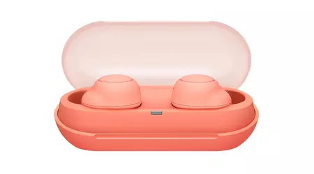 Lo sconto è di 10 dollari: Sony WF-C500 con protezione IPX4, fino a 20 ore di durata della batteria e Google Fast Pair disponibile su Amazon a 79€.