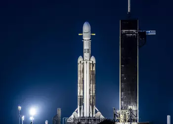 Falcon Heavy completa con successo la ...