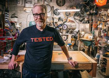La star di MythBusters Adam Savage ...