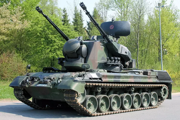 Berlino darà all'Ucraina 200.000 proiettili Gepard ...