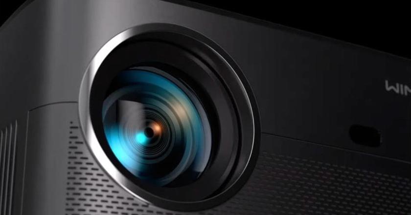 WiMiUS P64: il miglior videoproiettore sotto i 200 euro