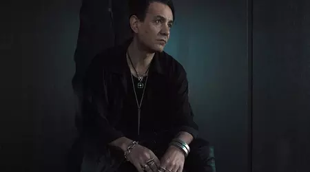 Inaspettatamente, è stato rivelato che il co-fondatore di Ninja Theory e creatore della serie Hellbalde, Tameem Antoniades, ha lasciato lo studio da tempo.