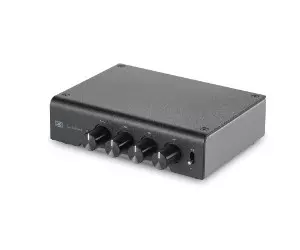 Equalizzatore con controllo di tono a ...