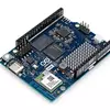Vista ISO della scheda Arduino UNO Q