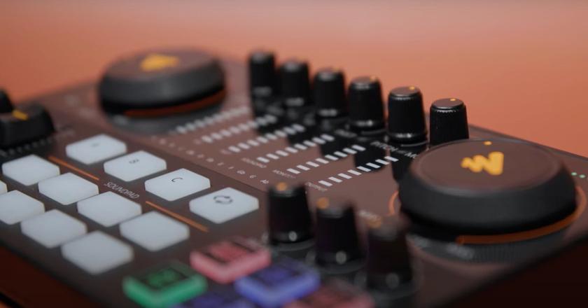 MAONO mixer podcast