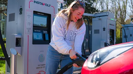 InstaVolt ha introdotto una soluzione per combattere il taglio dei cavi di ricarica dei veicoli elettrici