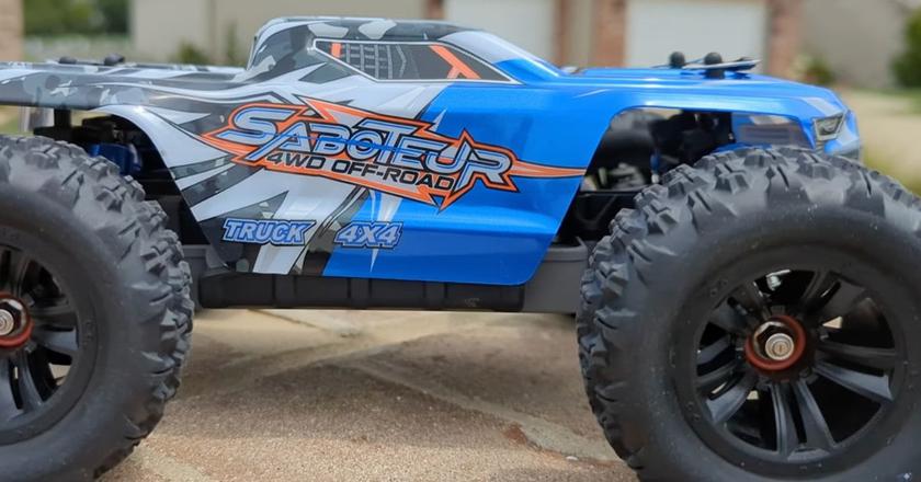 1:16 DEERC H16E recensione auto deerc