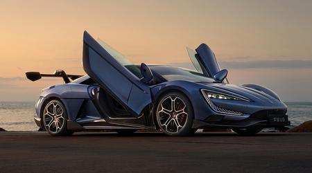 BYD ha svelato la Yangwang U9: un'auto sportiva elettrica con 1.300 CV, accelerazione a 100 km/h in 2,36 secondi e un prezzo di 250.000 dollari.