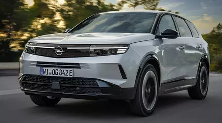 Opel Grandland PHEV ha percorso 1.115 km con un solo serbatoio e una sola carica in condizioni reali