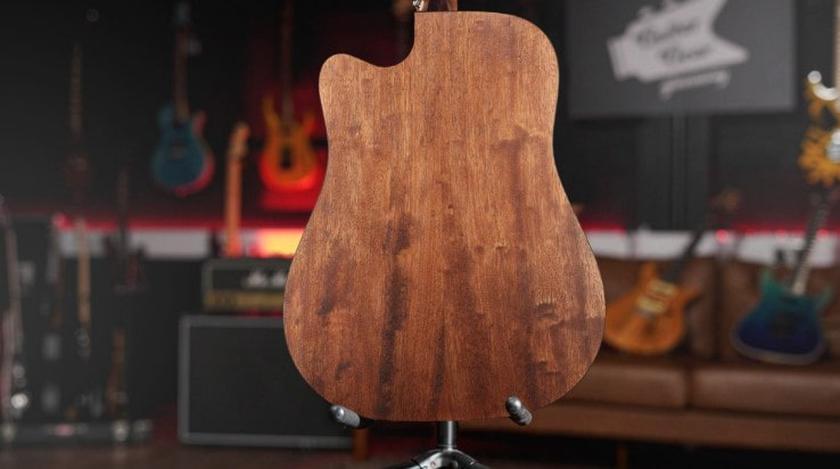 Ibanez AW54CE Chitarra acustica 1000€