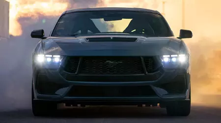 La Ford Mustang a quattro porte potrebbe diventare un modello globale