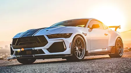 Shelby American ha svelato la Super Snake-R - un Mustang Dark Horse dopato