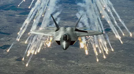 Il Congresso degli Stati Uniti non ha autorizzato il Pentagono a ritirare 33 dei più vecchi caccia F-22 Raptor di quinta generazione.