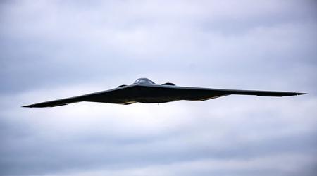 RTX ha ricevuto 175 milioni di dollari per revisionare il radar ad alta frequenza del bombardiere nucleare B-2 Spirit.