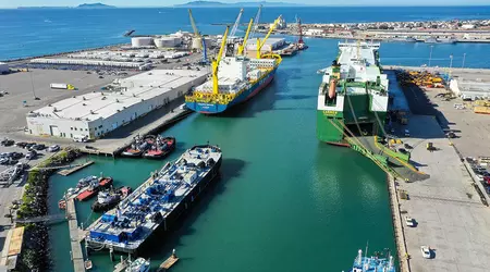 Un marinaio statunitense ha venduto alla Cina le cianografie del sistema radar della base di Kadena e altre informazioni della Marina per 15.000 dollari