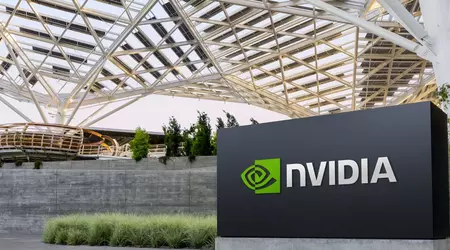 Nvidia +80% YTD 2025: segni di surriscaldamento, preoccupazioni degli investitori e rischio di correzione