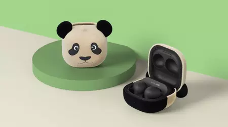 Samsung ha lanciato una custodia a forma di panda Fubao per la sua linea di Galaxy Buds.