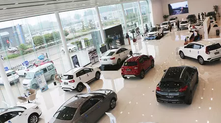 La Cina ha negato i piani di vietare la rivendita di auto nuove