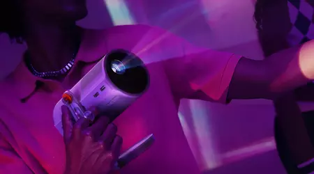 Xgimi presenta i proiettori portatili MoGo 4 e MoGo 4 Laser con Google TV e batteria integrata