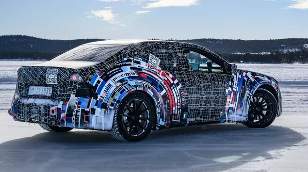 Le auto elettriche BMW M imiteranno ...