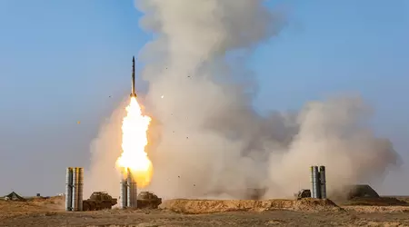 I russi starebbero sviluppando un missile di superficie ad alta precisione con una testata e un raggio di lancio maggiori per il sistema di difesa aerea S-400 Triumf.