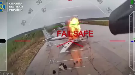 Video epico dell'SBU: i droni ucraini distruggono l'aviazione strategica russa