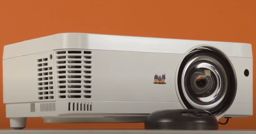 Proiettori ViewSonic PS600X sotto i 1000 euro