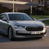 Miniatura: la nuova Skoda Superb Hatch iV - vista 1