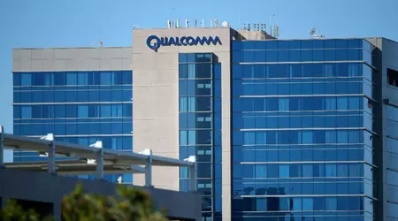 Le vendite di processori mobili di Qualcomm sono scese del 17% e i profitti totali si sono quasi dimezzati