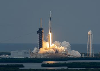 SpaceX e Axiom Space inviano quattro ...