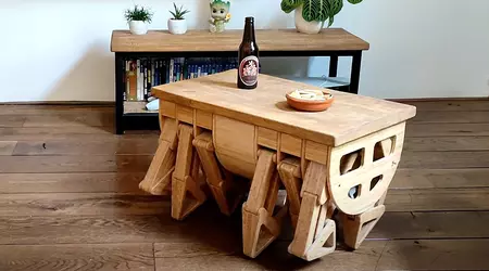 Carpentopod: un tavolino che cammina (sì, può portarvi una birra)