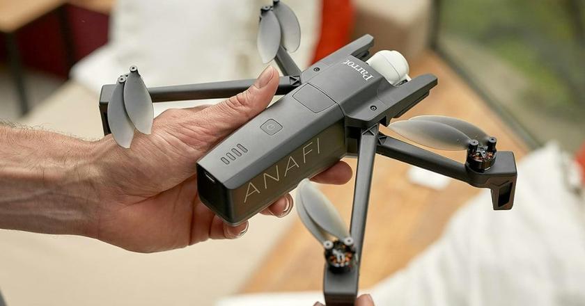 Parrot Anafi Extended droni 500 euro