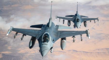 Per proteggersi dalla Cina: Gli Stati Uniti approvano la vendita di caccia F-16 alle Filippine